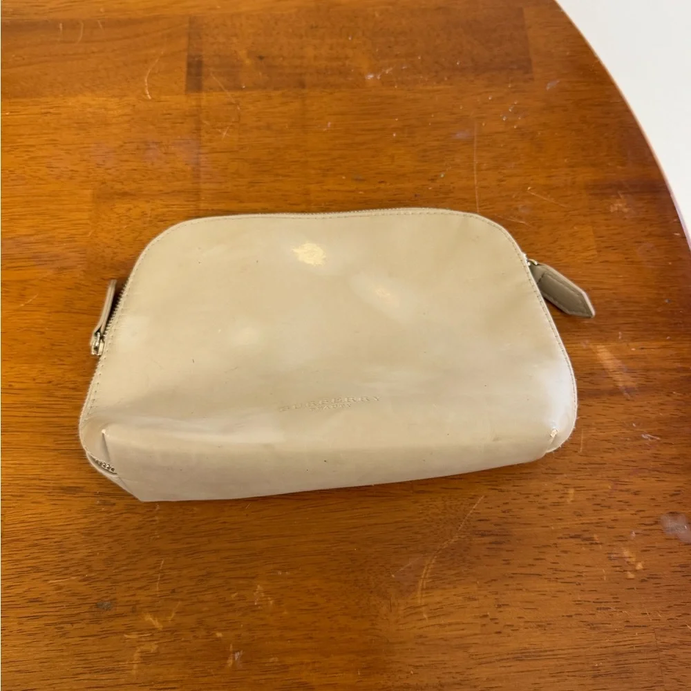Burberry Beauty cosmetics bag top zip fair condition see pics 7x5x2.5